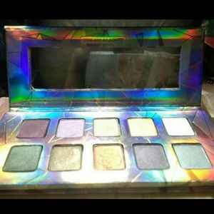 Pacifica vegan Crystal Matrix Palette